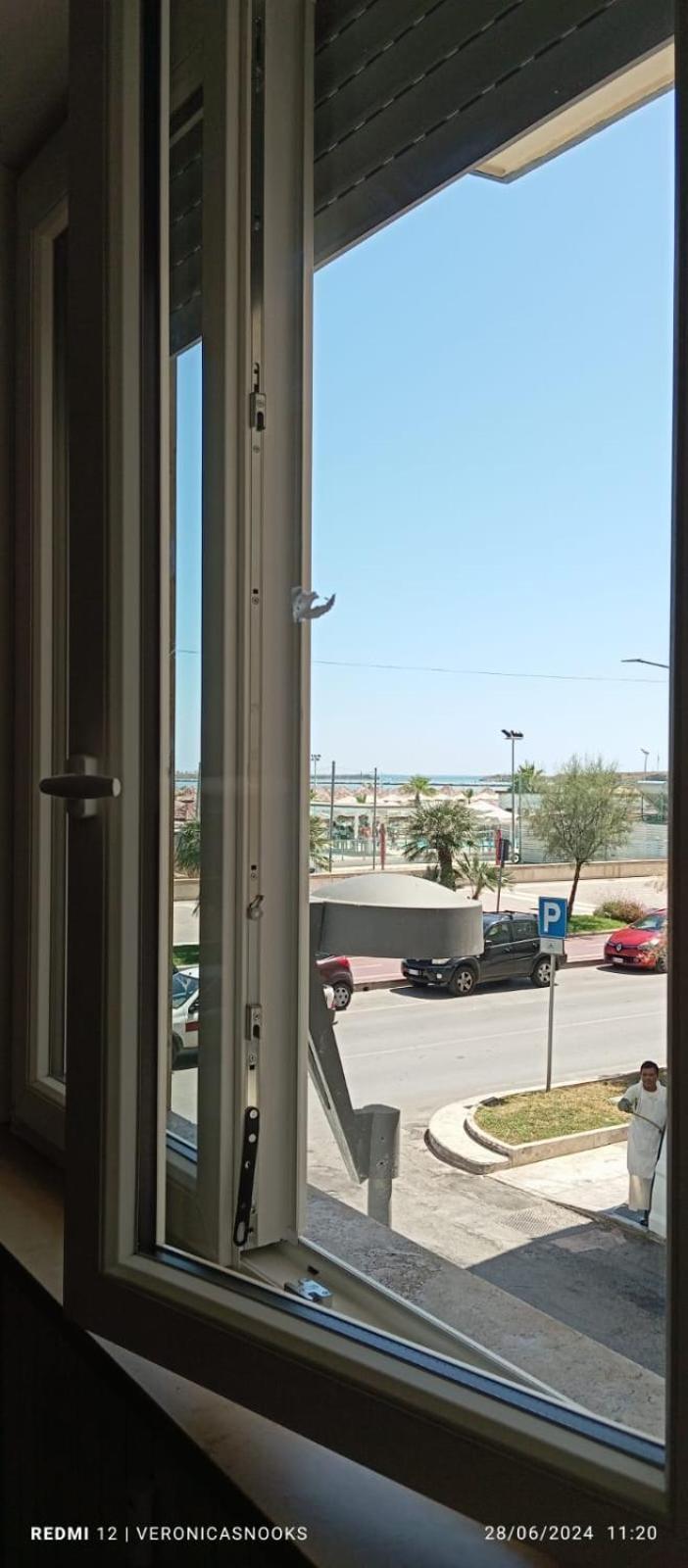 Love House - Apartment On The Beach بيسكارا المظهر الخارجي الصورة